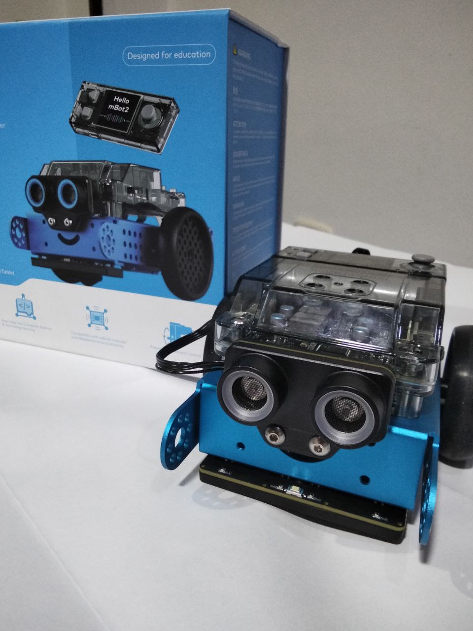 Introducción al mBot2: Descubre Todo lo que Puede Hacer este Increíble Robot